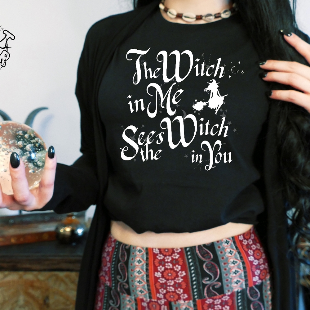 Halloween Witch T-Shirt Unisex Perfect Gift For Fall Costume Tee